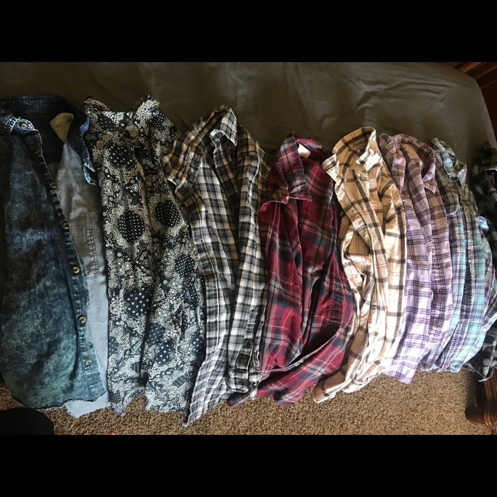 Flannel GALORE 🖤